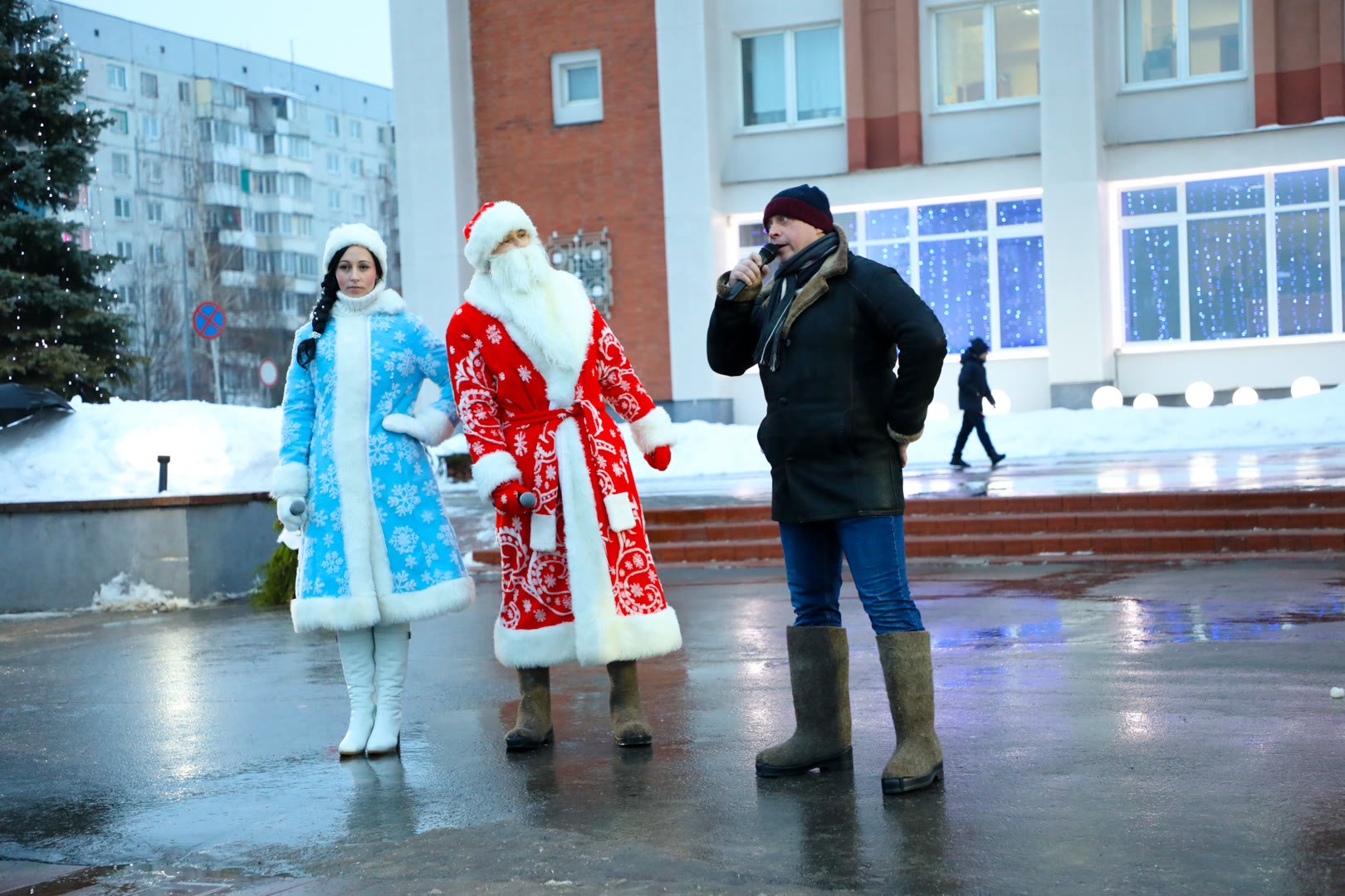 «Карнавальная ночь в Октябрьском районе»