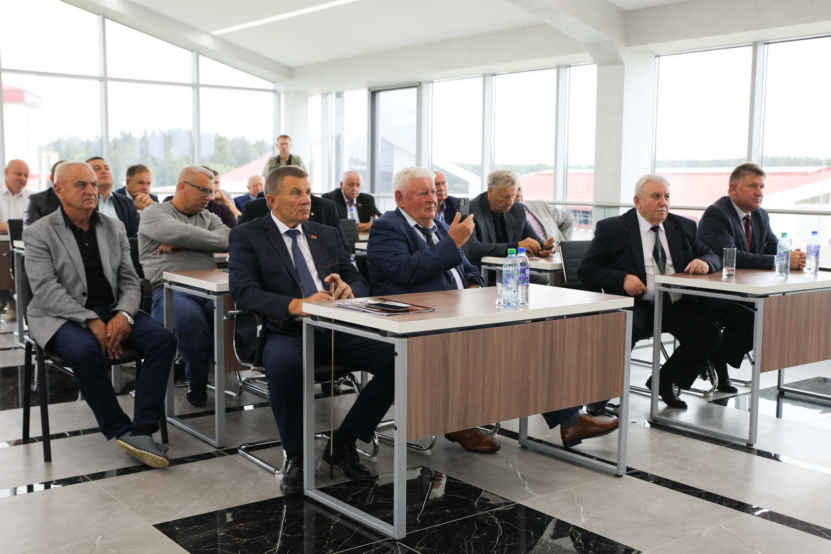 Президиум Республиканского агропрамышленного Союза "БелАПС" ознакомился с работой СХП "Мазоловогаз"