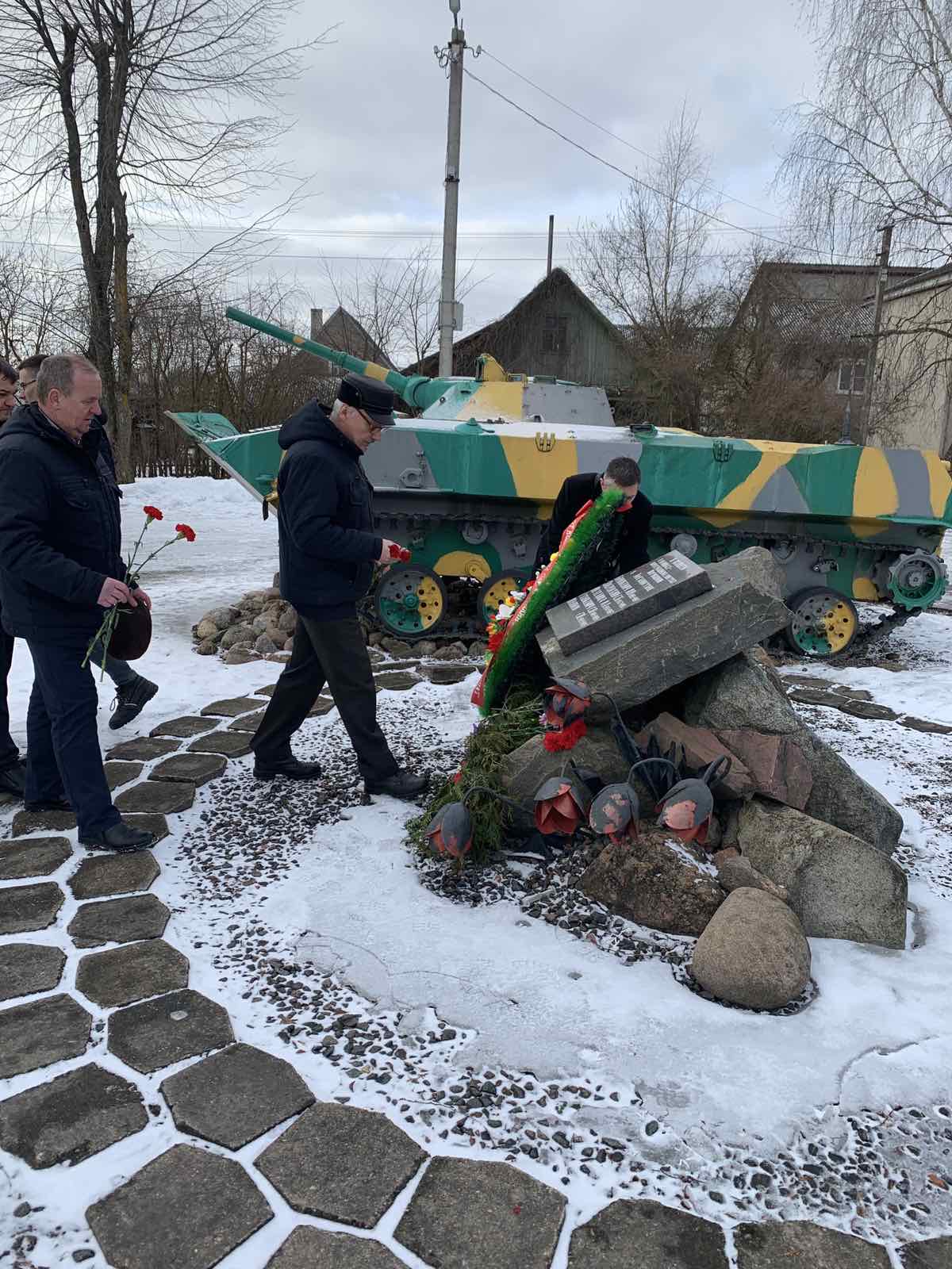 23 февраля