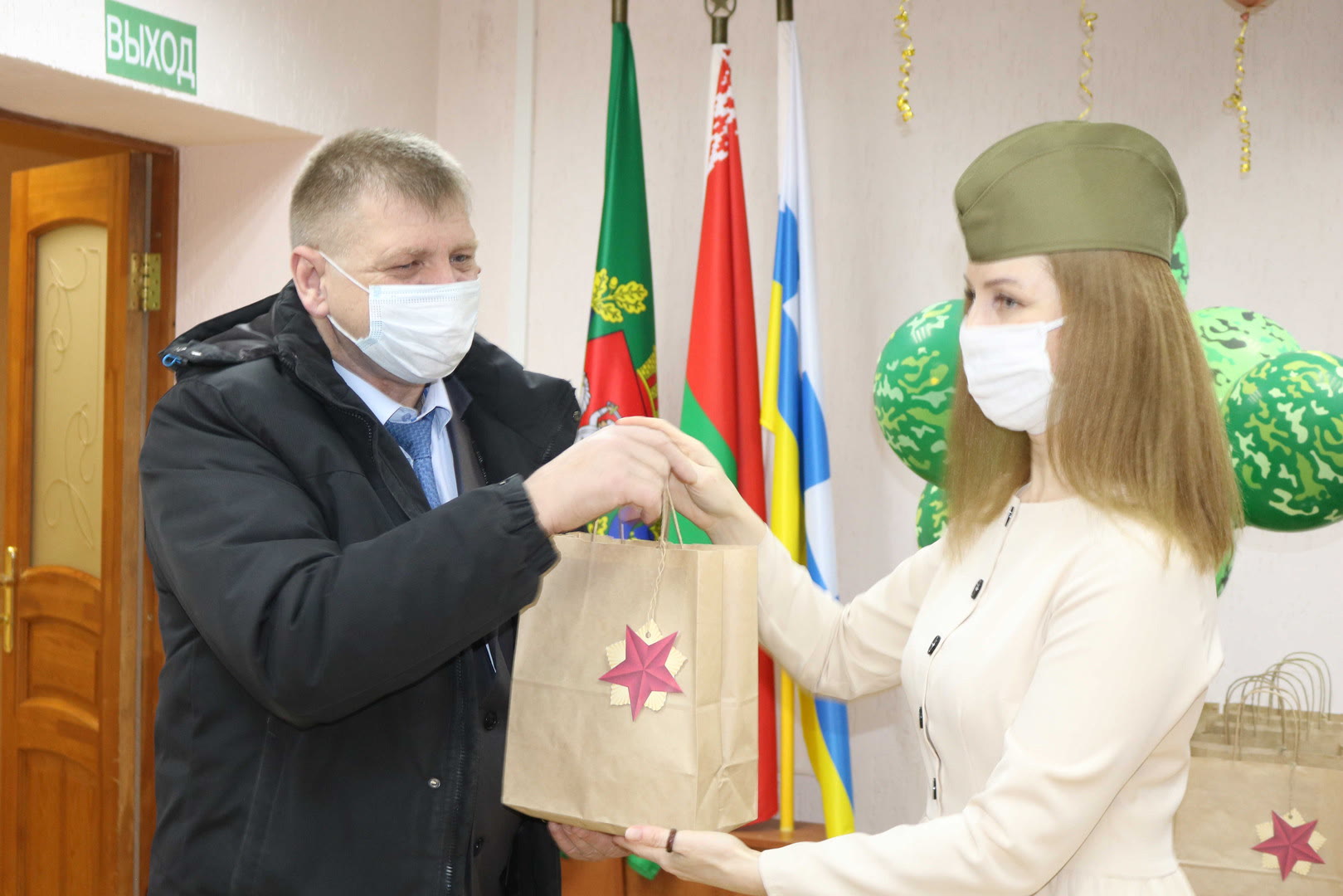 23 февраля