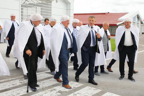 Президиум Республиканского агропрамышленного Союза "БелАПС" ознакомился с работой СХП "Мазоловогаз"