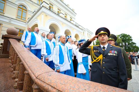 Торжественная церемо­ния чествования Госу­дарственного флага Республики Беларусь