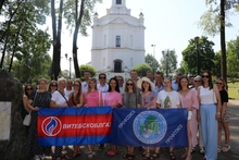 Экскурсия по г.Заславль позволила работникам филиала погрузиться в атмосферу старинного города и узнать много интересного о его истории.